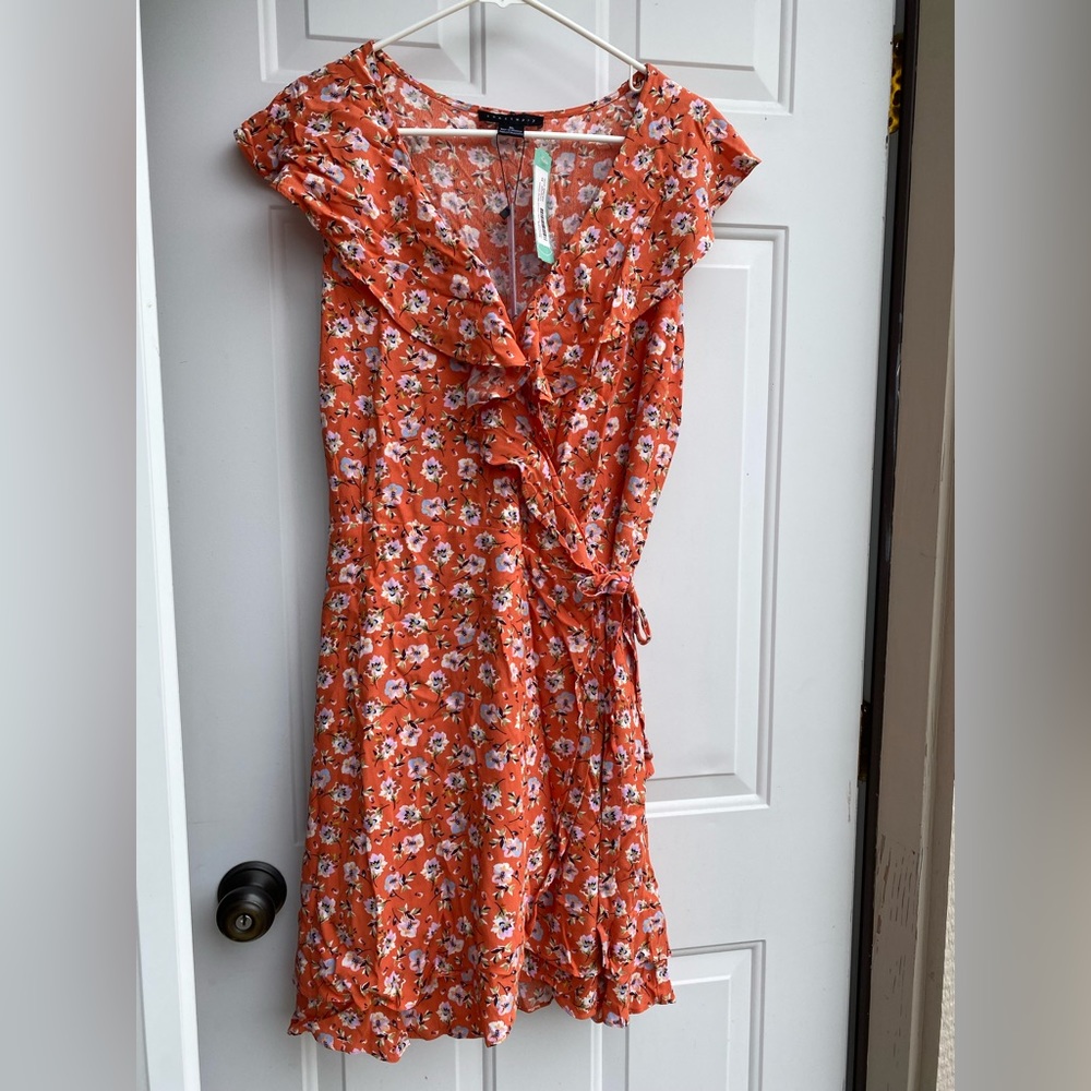 Sanctuary orange size XL Glimmer Ruffle Detail Wrap dress.
